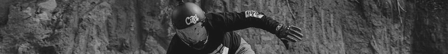 Protektoren und Zubehöre