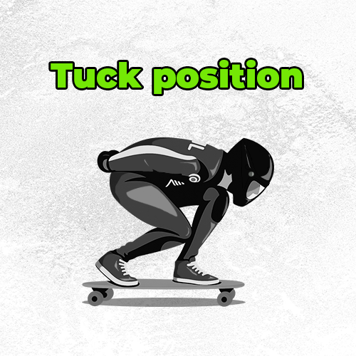 Un longboarder en position tuck basse et aérodynamique.